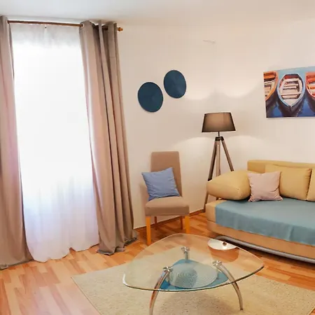 House Festini Madona 公寓 帕格