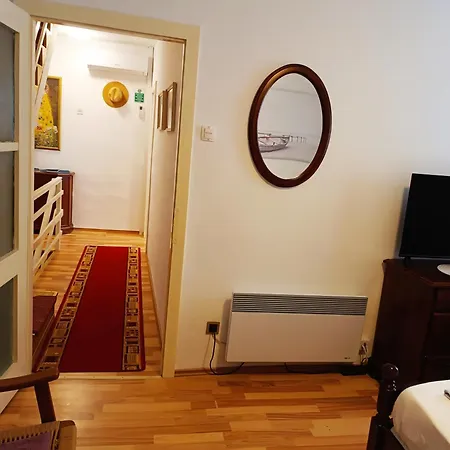 公寓 House Festini Madona 帕格