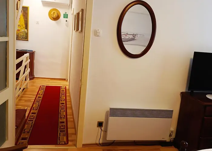 Apartman House Festini Madona Pag Town